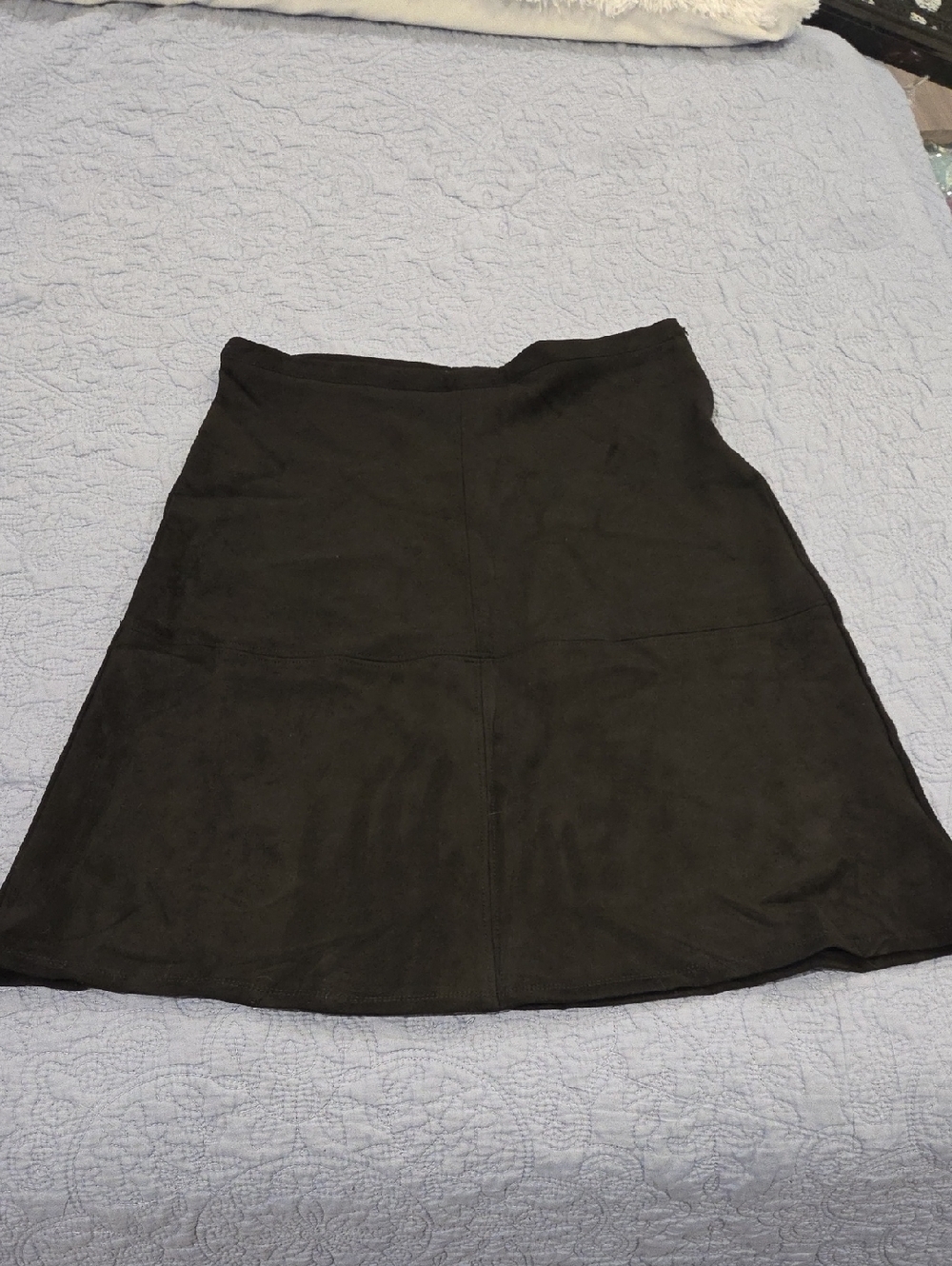 Essentials Sioni Classic Black Velvety Feel  A-Line Skirt Size 12!